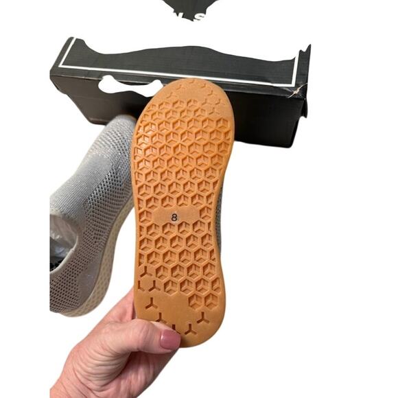 NWT J Slides Urban Sport Sneakers Silver Metallic Knit. - Picture 7 of 7